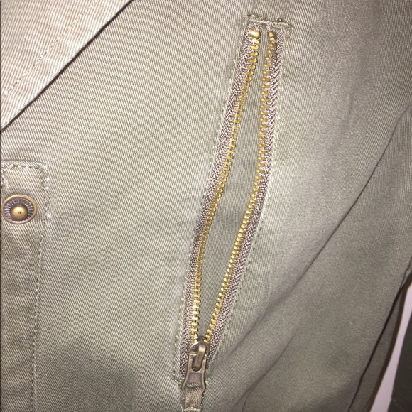 SOLD Arizona Olive Green Utility Jacket, NWOT M - Picture 3 of 8